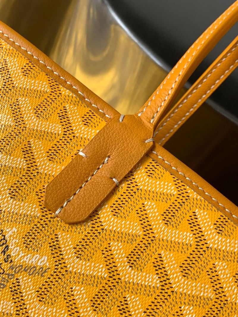 Goyard Shopping Bags